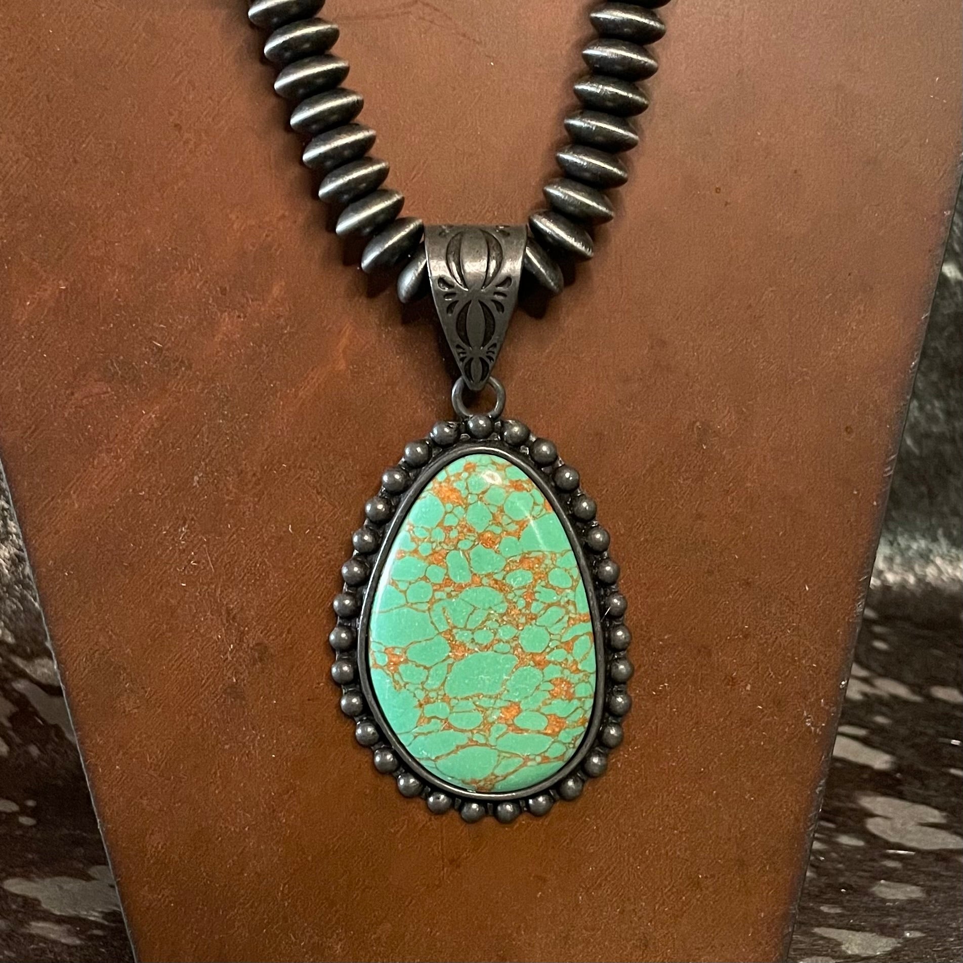 Green Teardrop Pendant Necklace