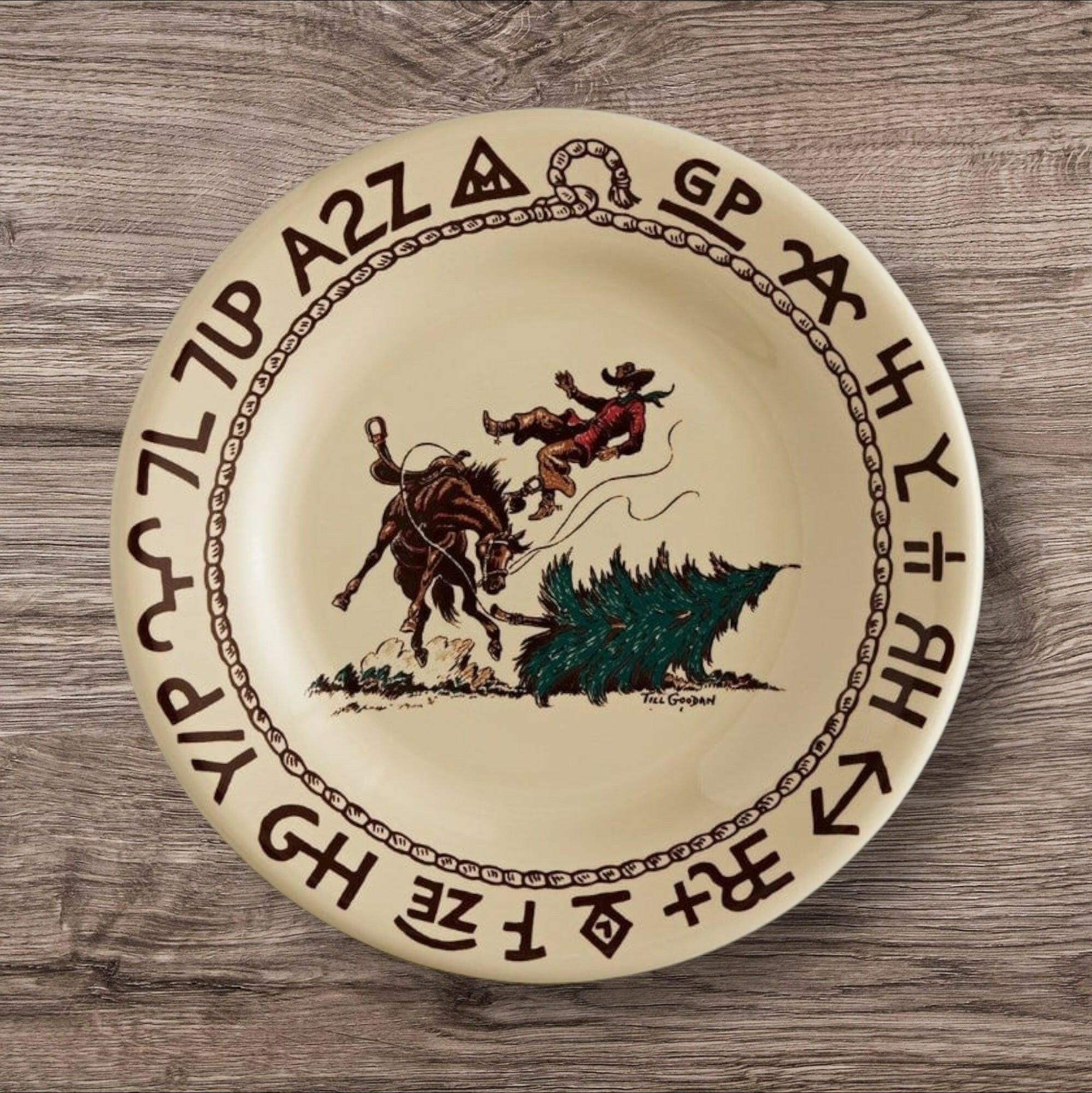 True West Christmas Pattern 7.5" Dessert Plate