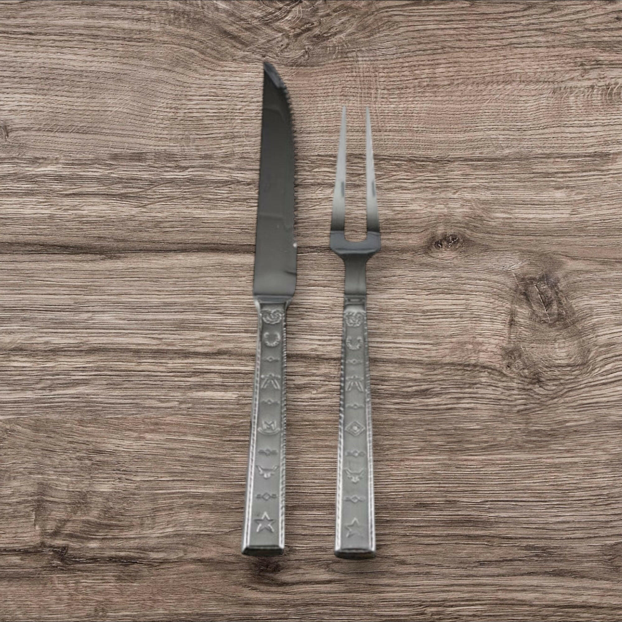 West Creation 2 Piece Western Brands Carving Set